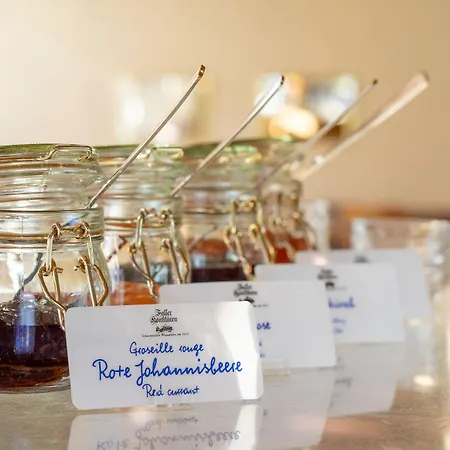 Stadt-gut-hotel Filderhotel 3*