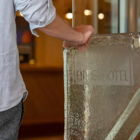 Stadt-gut-hotel Filderhotel 3*