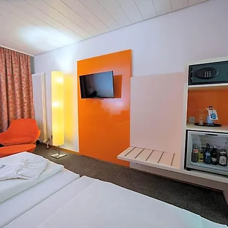 Stadt-gut-hotel Filderhotel فندق اوستفيلدن