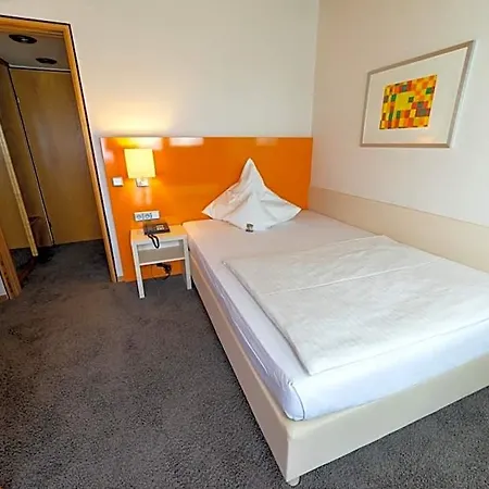 Stadt-gut-hotel Filderhotel فندق 3*