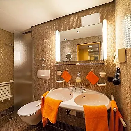 Stadt-gut-hotel Filderhotel 3*