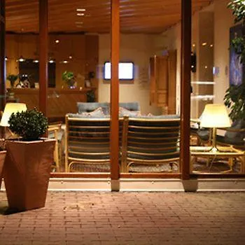 Stadt-gut-hotel Filderhotel 3*